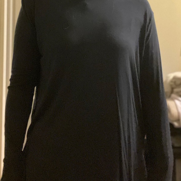 Navy blue turtleneck - Picture 3 of 3